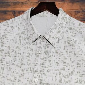 Lululemon Airing Easy Camp Shirt Mens LARGE Performance Stretch Abstract AOP